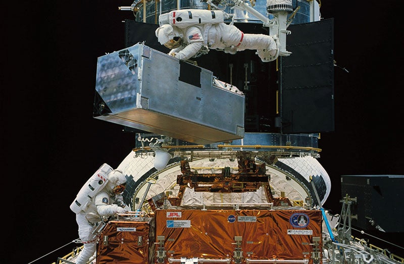 STS 61 - Linda Hall Library
